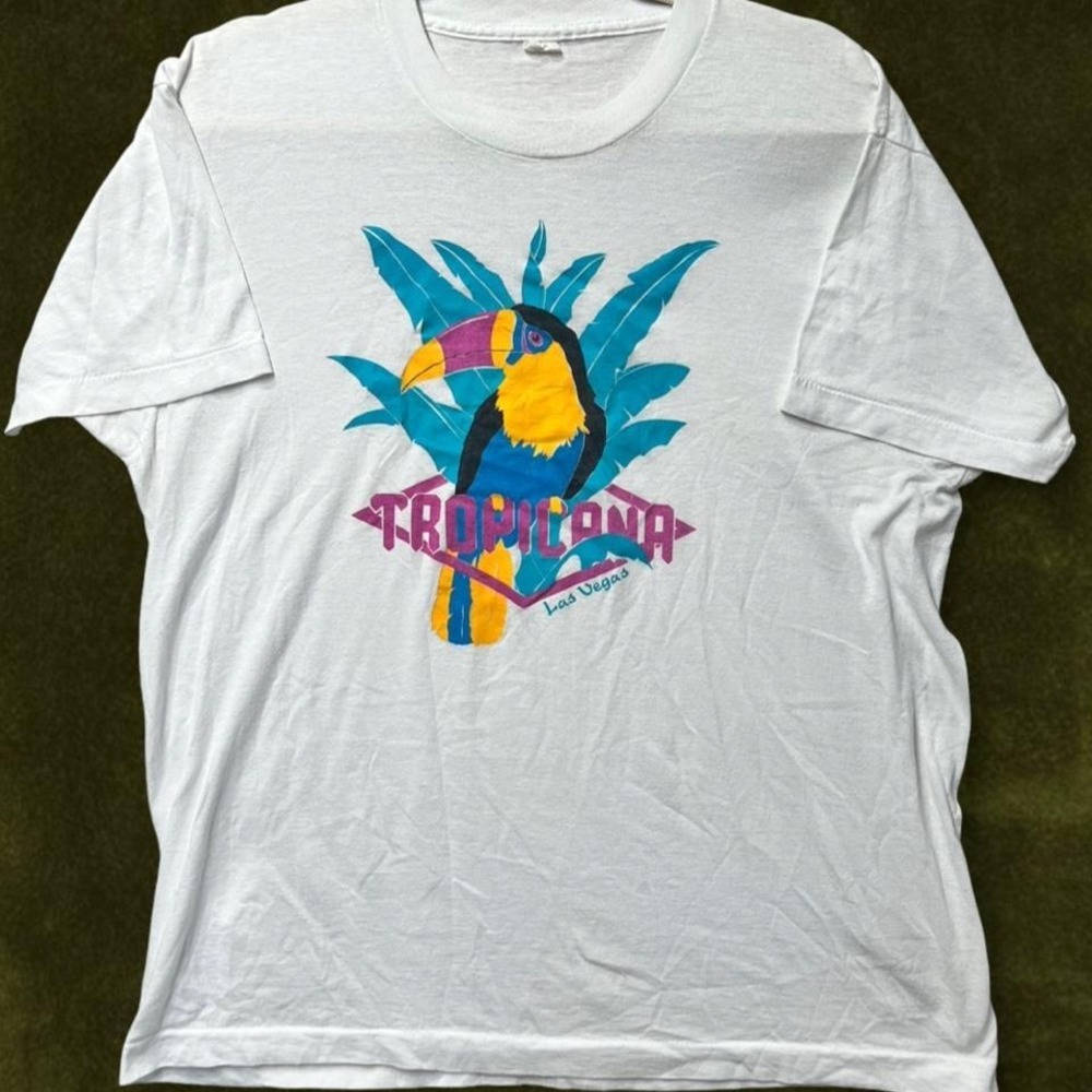 Tropicana Las Vegas Toucan Tee - Modern Large